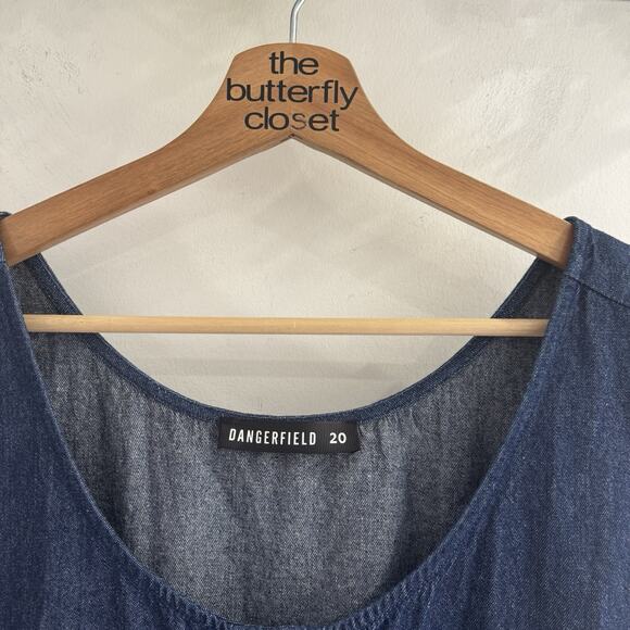 Dangerfield sleeveless denim dress with embroidered mushrooms Plus Size 20 - Picture 3 of 4